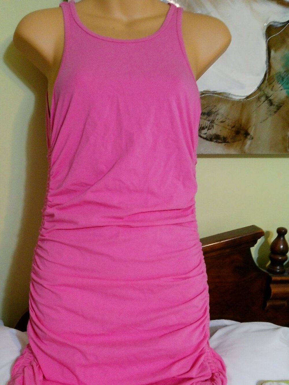 Aritzia TNA Chill Malibu Dress in Cosmo Pink  SIZE MED GOOD CONDITION